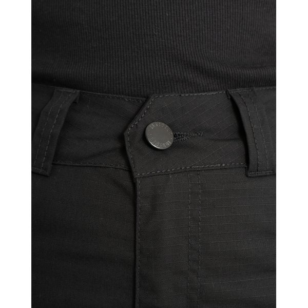 calca bravery preta invictus 13